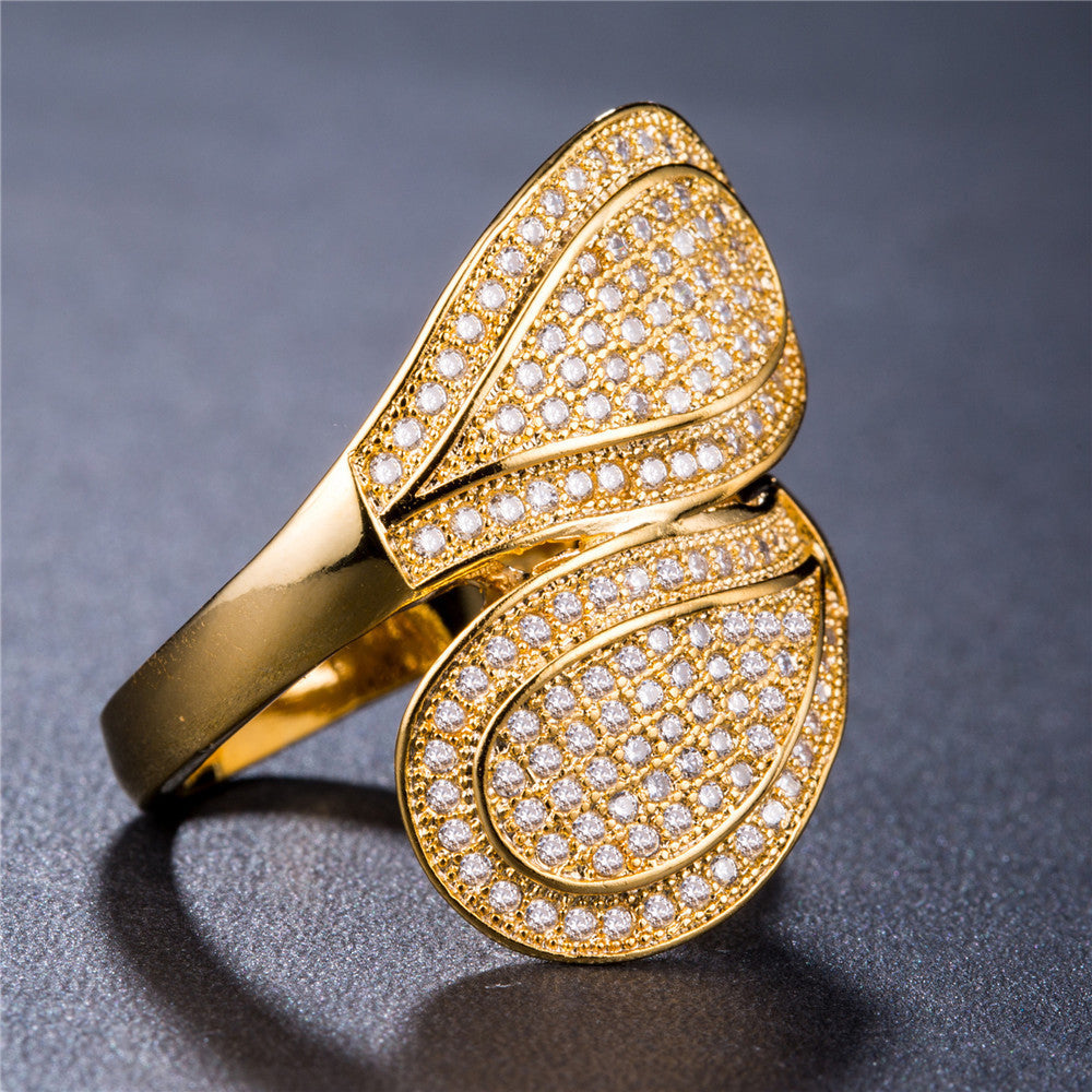 Golden Pavé Teardrop Ring